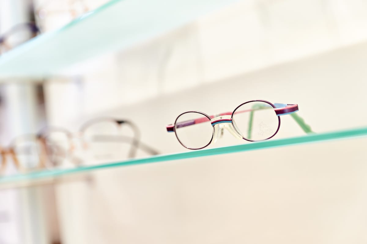 Optik Boysen Kinderbrille in rot grün blau bunt Gleitsichtglas