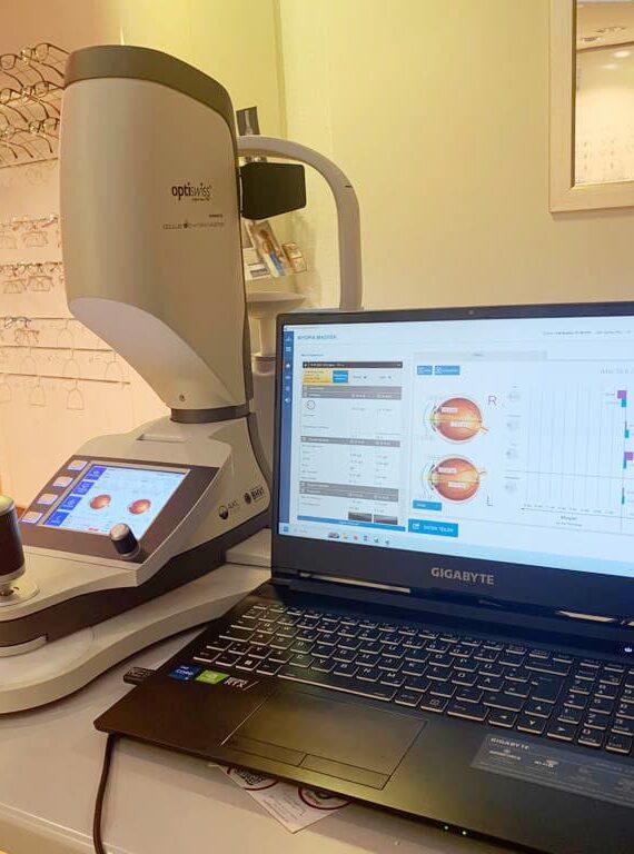 BEITRAGSFORMAT BIOMETRICS, Myopia Master von Oculus bei Optik Boysen in Rostock, neue Innovation für Augenoptiker